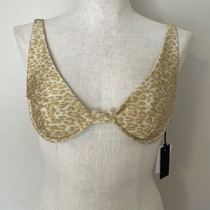NWT Kendall + Kylie Bikini Top. Large